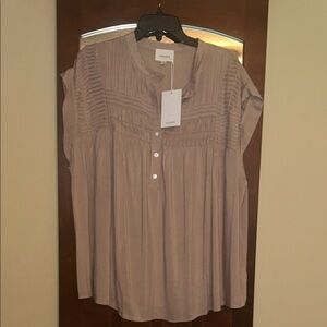ANDREE BY UNIT Beige Pleated Blouse